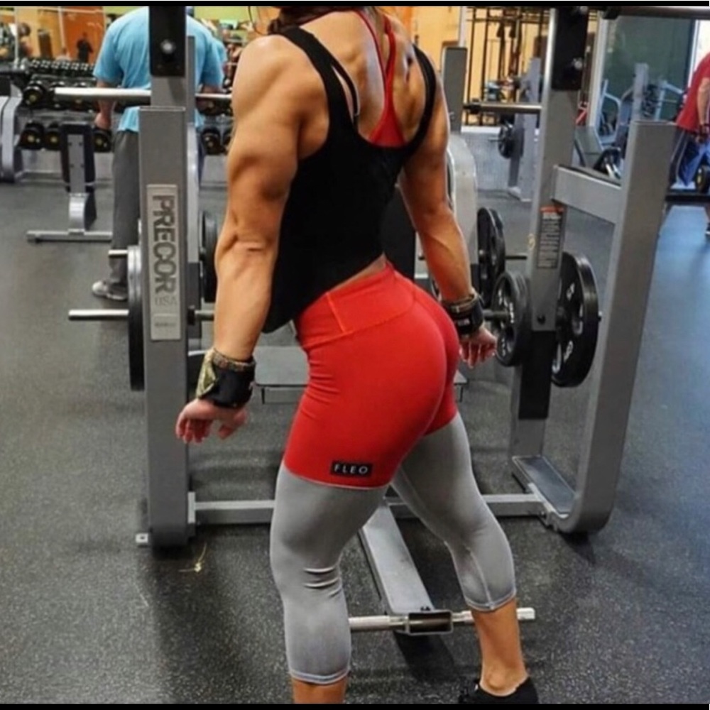 FLEO Capri Leggings